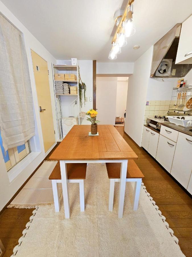 歌舞伎町704 Apartment Tokyo Luaran gambar